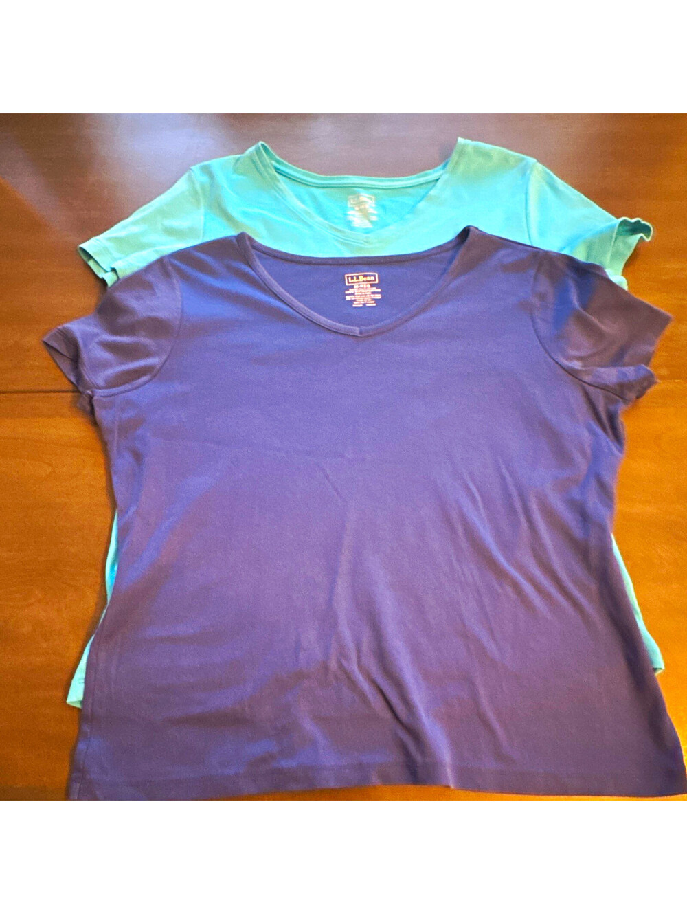 L.L.Bean Women Lot of 2 V-Neck Sleeve T-Shirt Solid Knit Cotton M Reg [COPY]